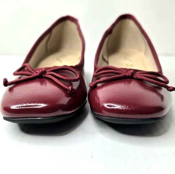 Unisa Leather Flats. Dark Red, 6M - Picture 2 of 12